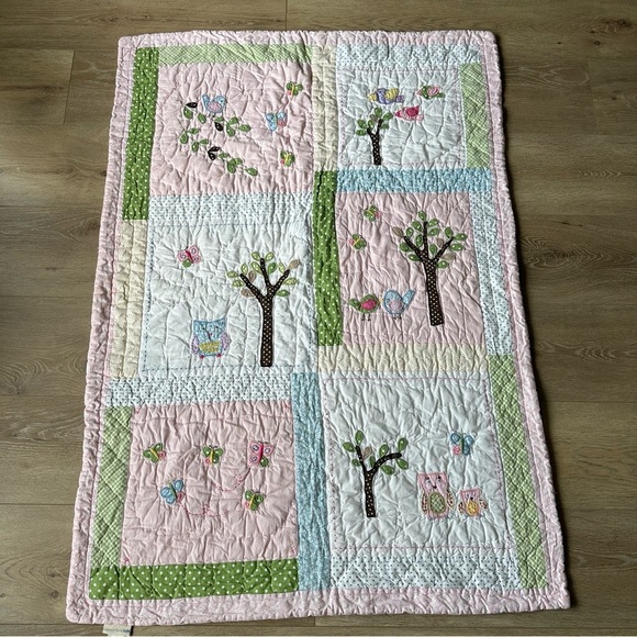Pottery Barn Girls Crib Quilt Blanket - Picture 1 of 9